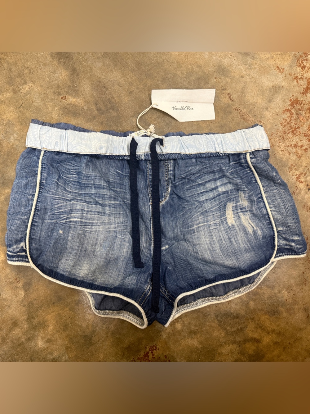Vanilla Star lyocell Denim-Style Drawstring Shorts sz M nwt
